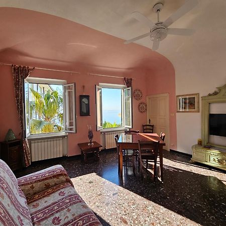 Appartement Le Finestre sul Mare à Albissola Marina Extérieur photo