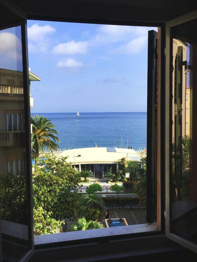 Appartement Le Finestre sul Mare à Albissola Marina Extérieur photo